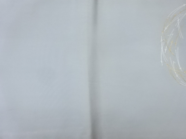  塩瀬金彩金駒刺繍銀杏に松葉・梅模様開き名古屋帯（額縁仕立て）